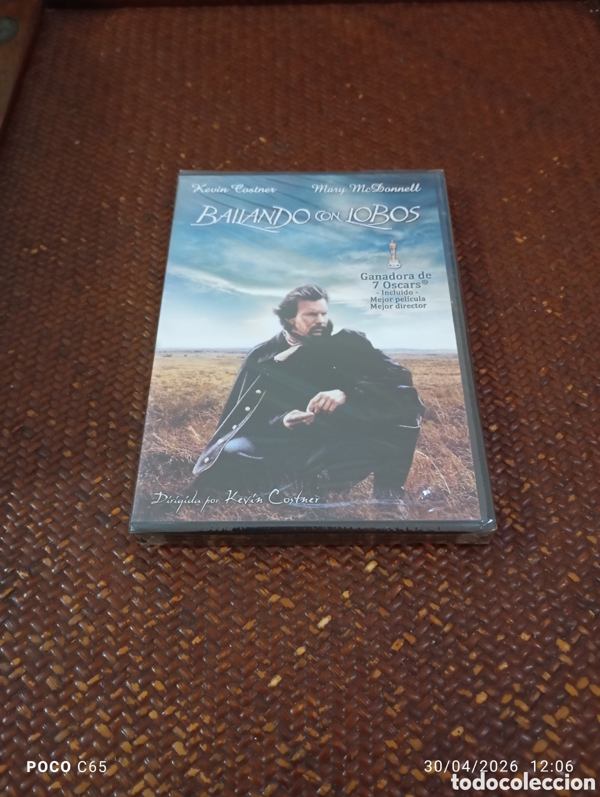 Cine: Bailando con lobos precintada