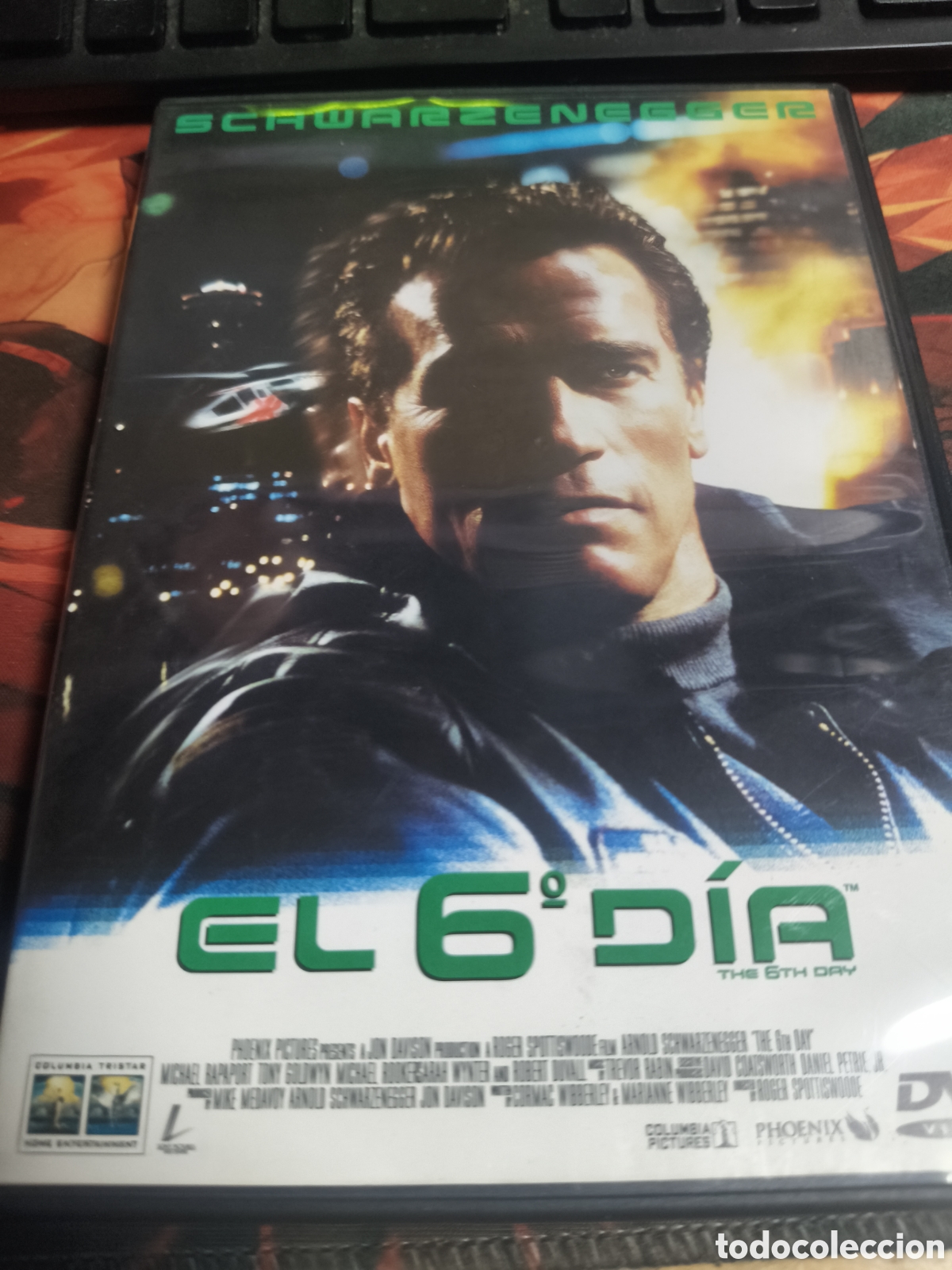 Cine: El 6 d&iacute;a DVD - 246 (videoclub)