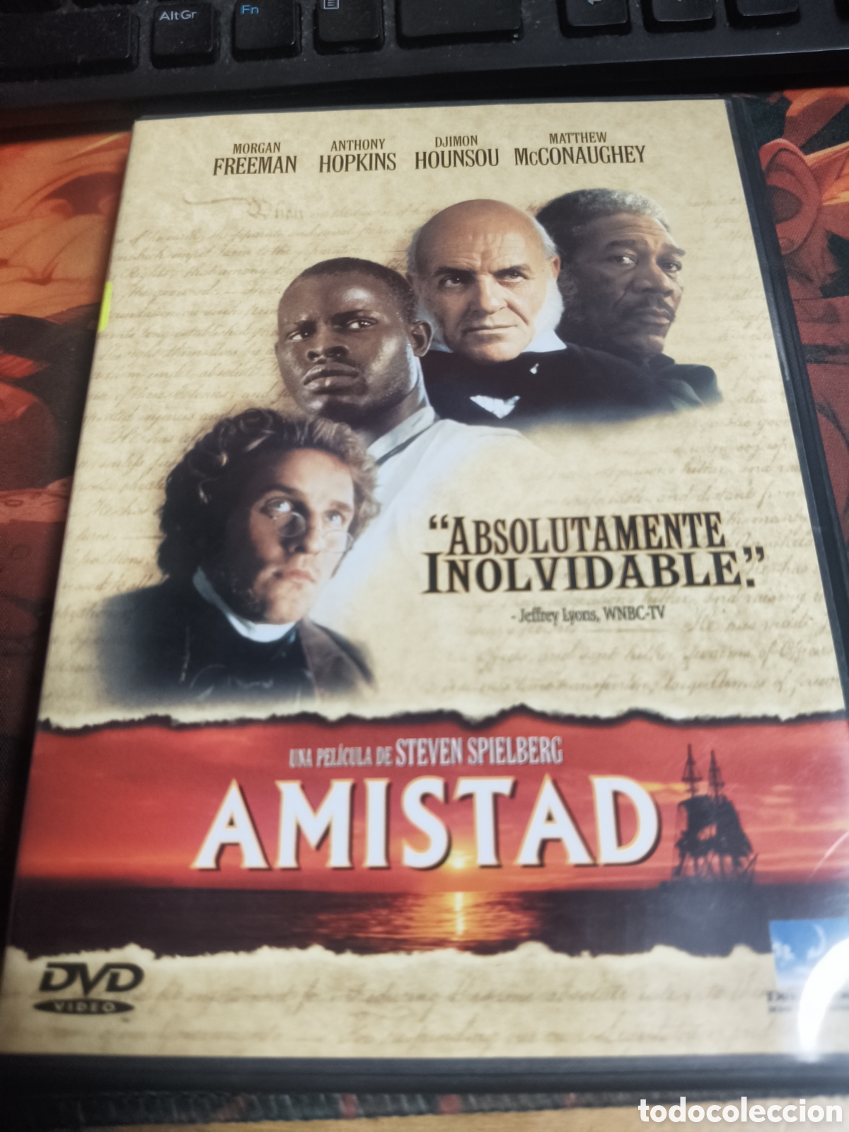 Cine: Amistad DVD - 246 (videoclub)