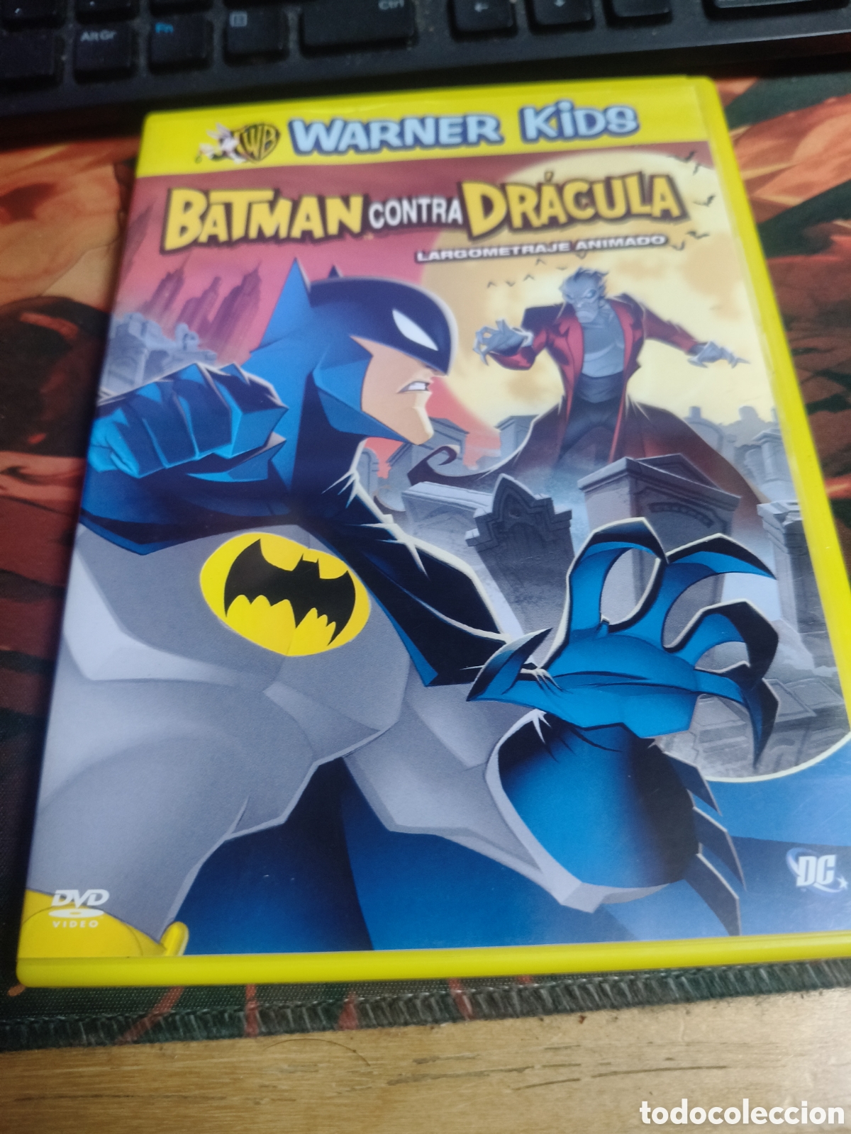 Cine: Batman contra Dr&aacute;cula DVD - 8