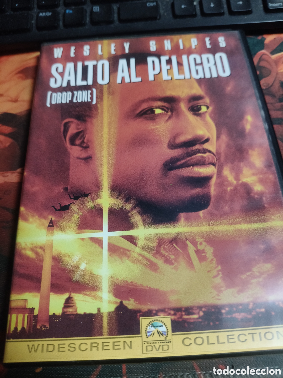 Cine: Salto al peligro DVD - 8