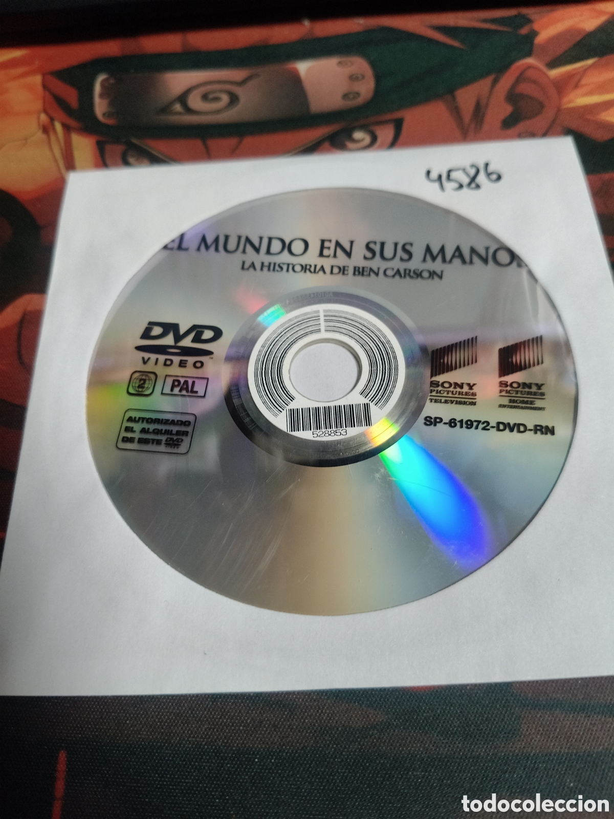 Cine: El mundo en sus manos DVD - 4586 (disco solo)