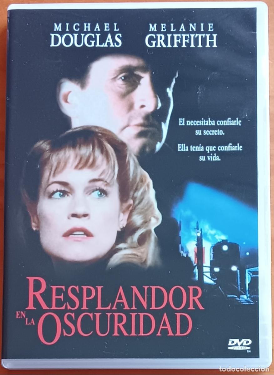 Cine: RESPLANDOR EN LA OSCURIDAD