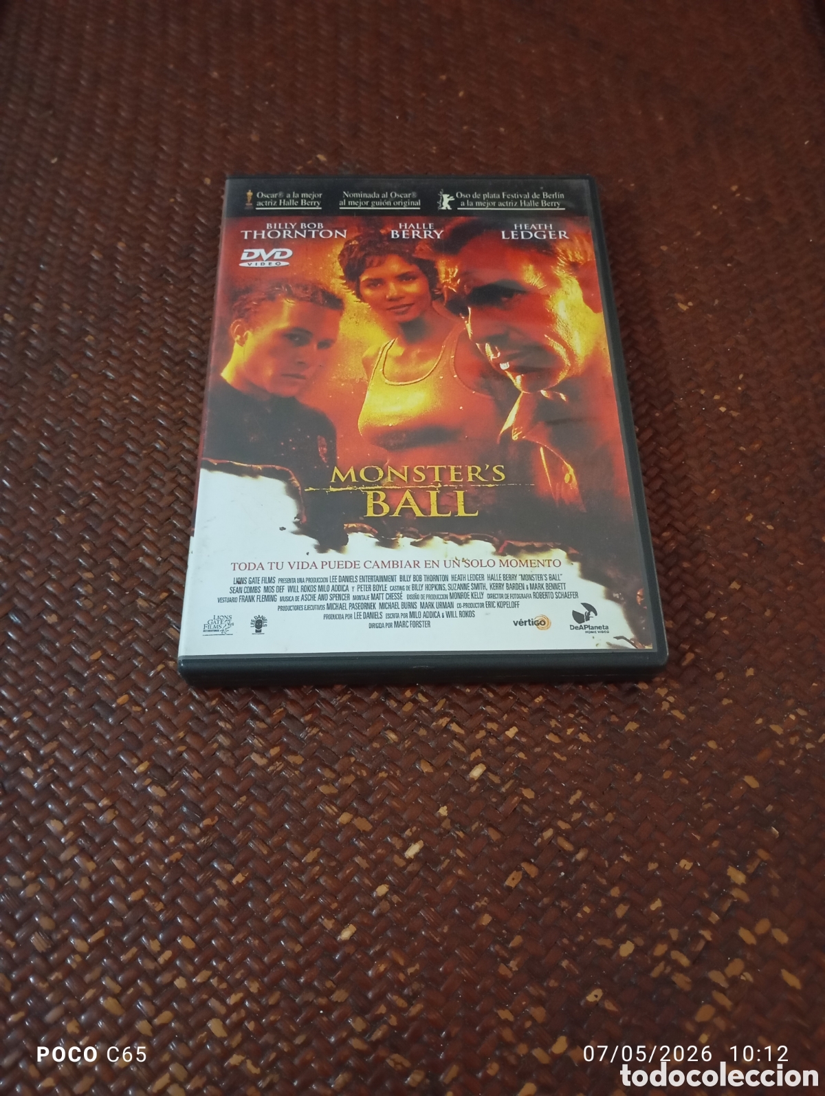 Cine: Monster ball car&aacute;tula no perfecta