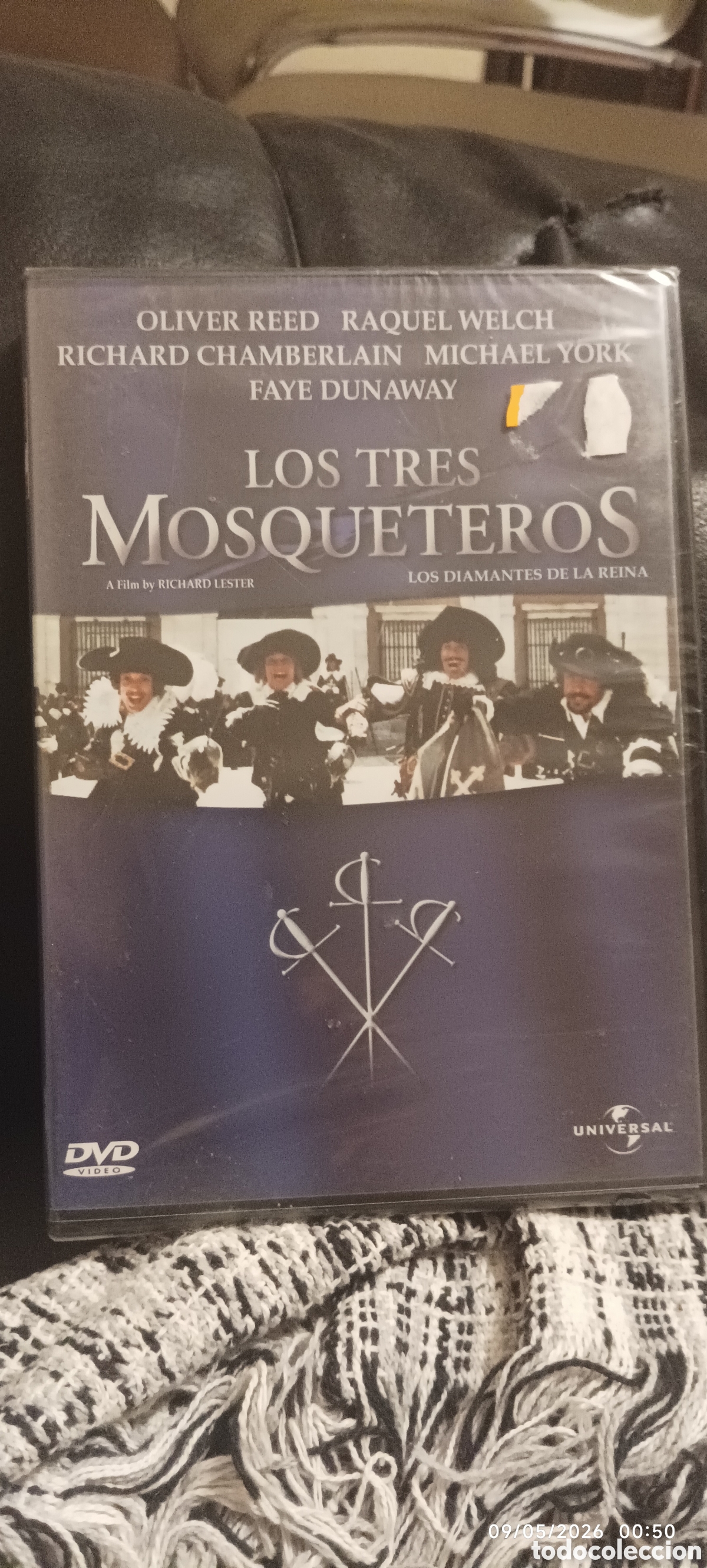 Cine: Los tres mosqueteros los diamantes de la reina DVD precintado Oliver Reed