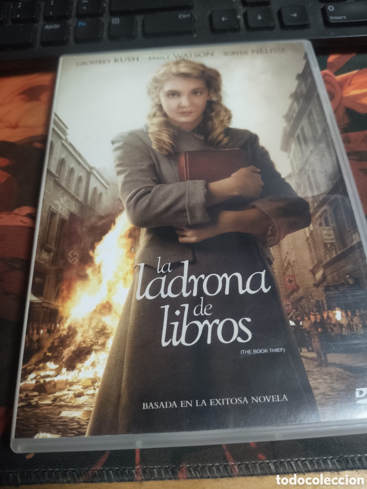 Cine: La ladrona de libros DVD - 8