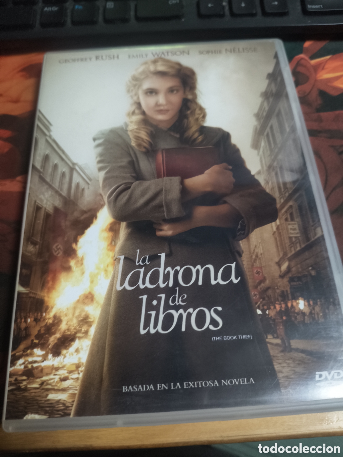 Cine: La ladrona de libros DVD - 8