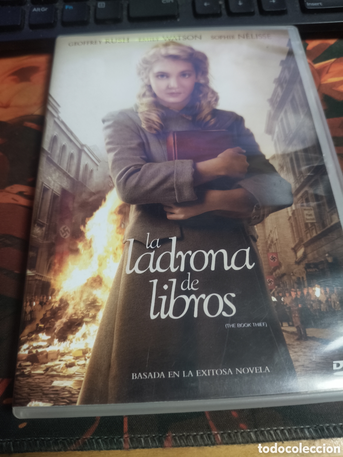 Cine: La ladrona de libros DVD - 8