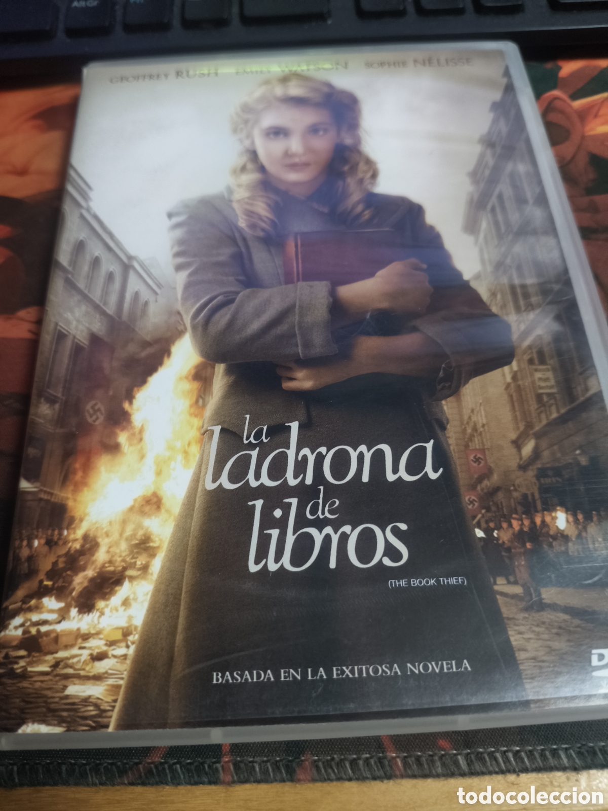 Cine: La ladrona de libros DVD - 8