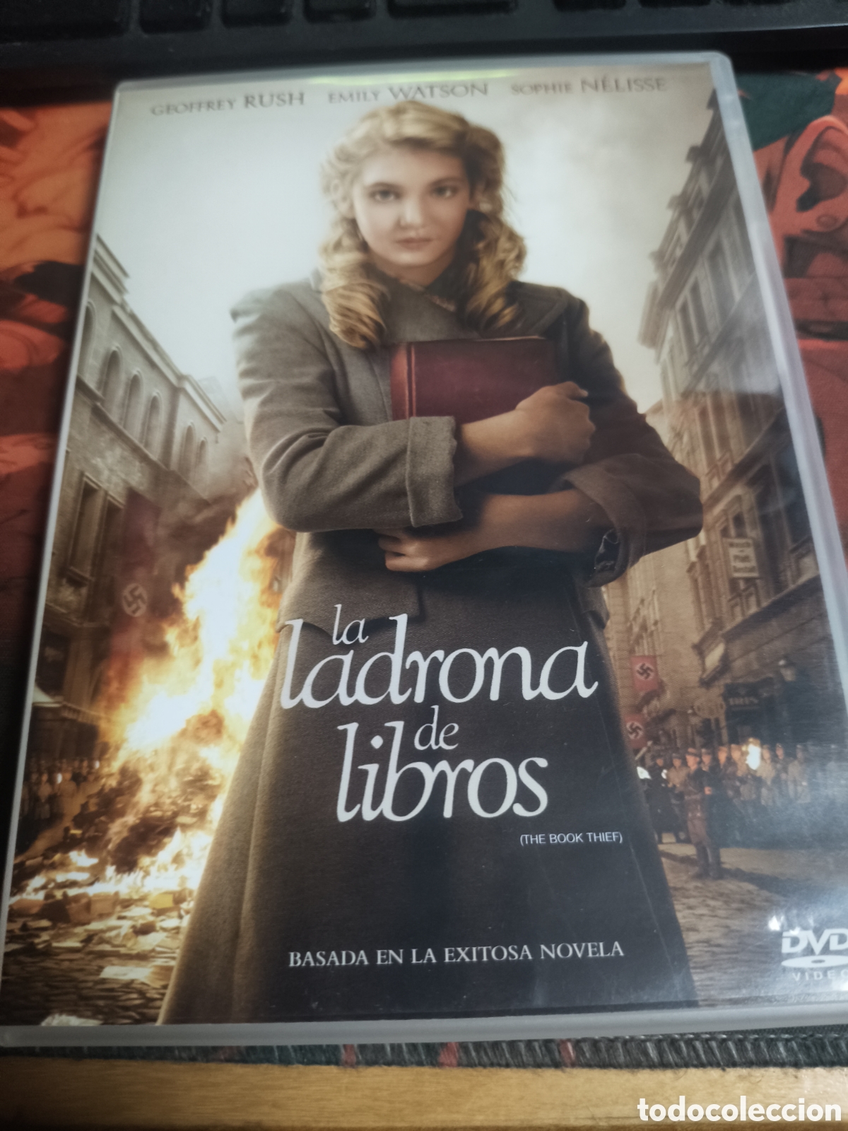 Cine: La ladrona de libros DVD - 16