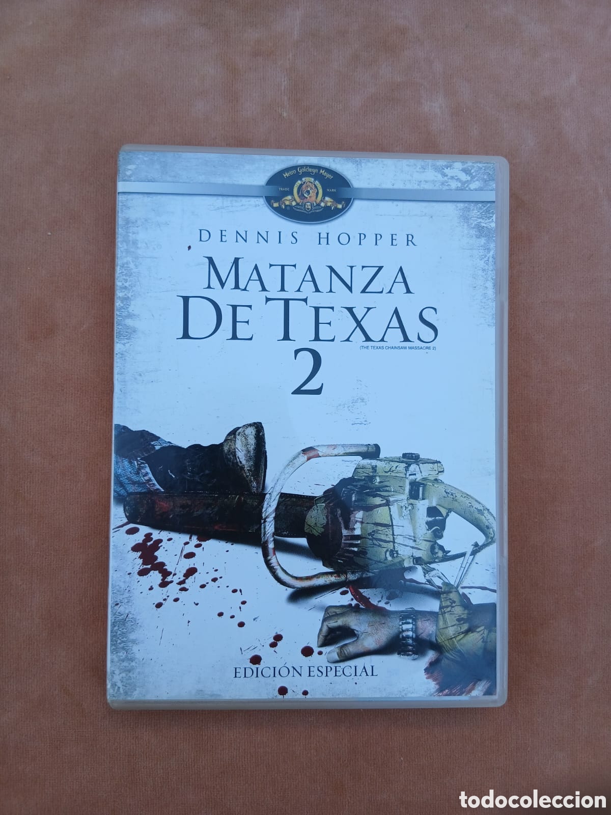 Cinema: MATANZA DE TEXAS 2 &bull; DENNIS HOPPER &bull; TERROR &bull; VHS