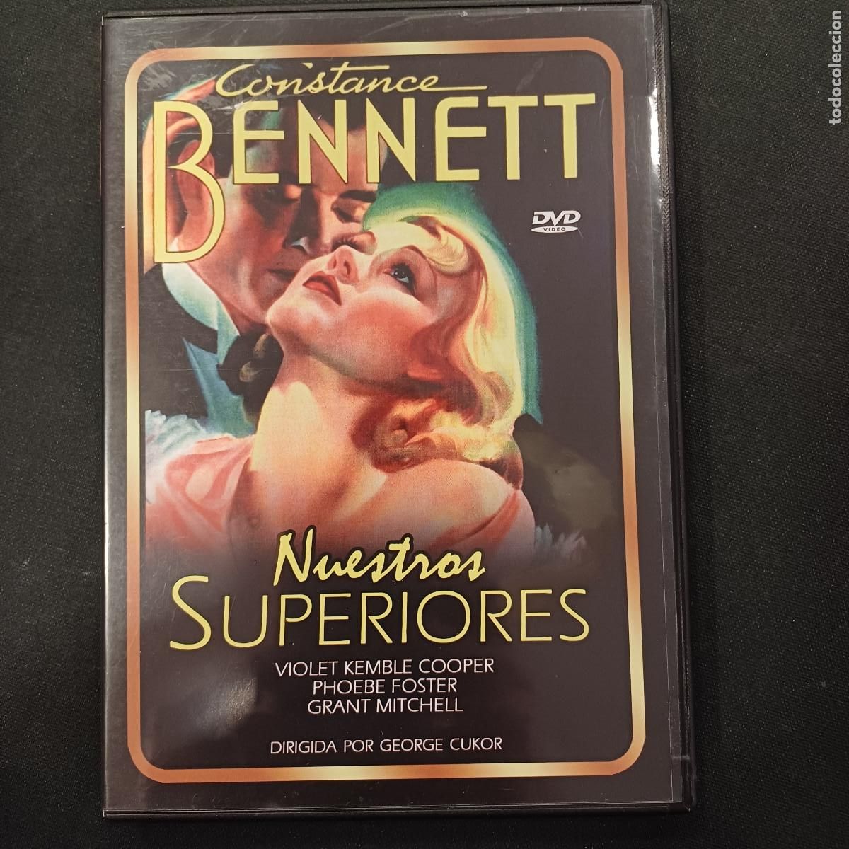Cine: NUESTROS SUPERIORES/DVD.
