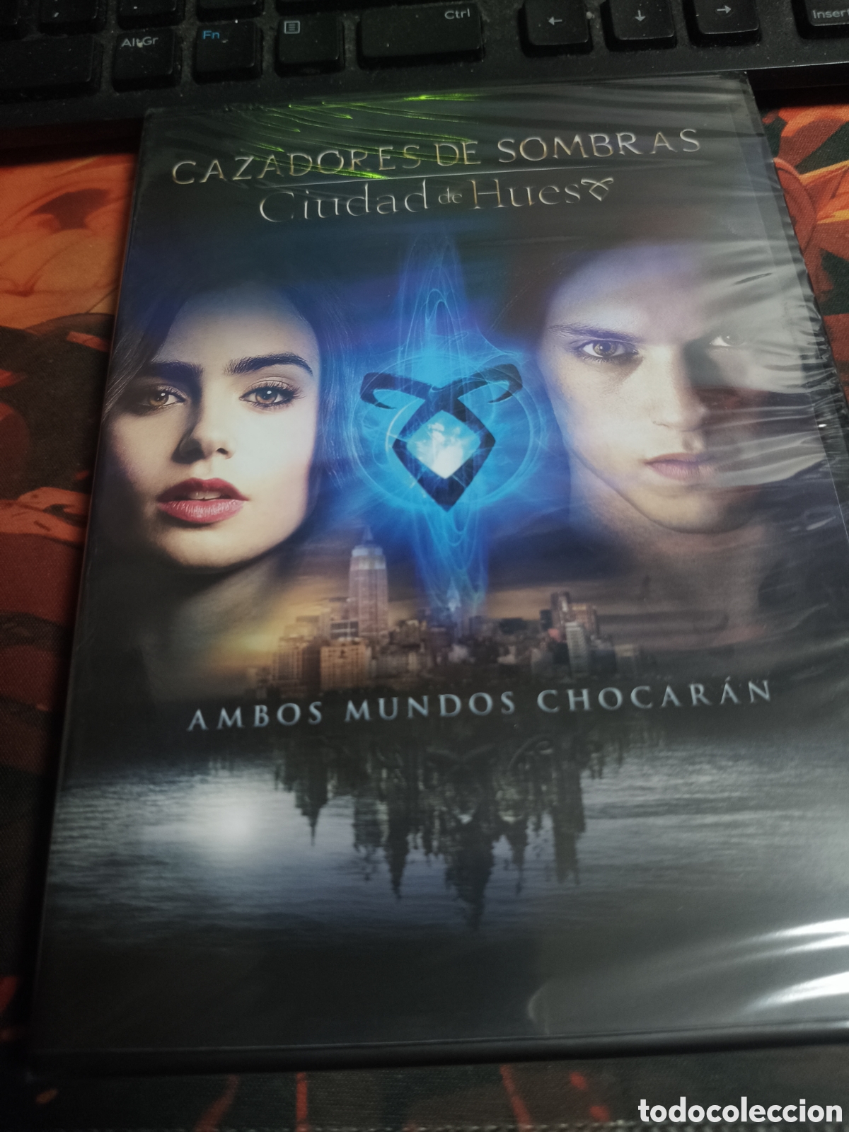 Cine: Cazadores de sombras ciudad de huesos DVD Nuevo a estrenar - 16