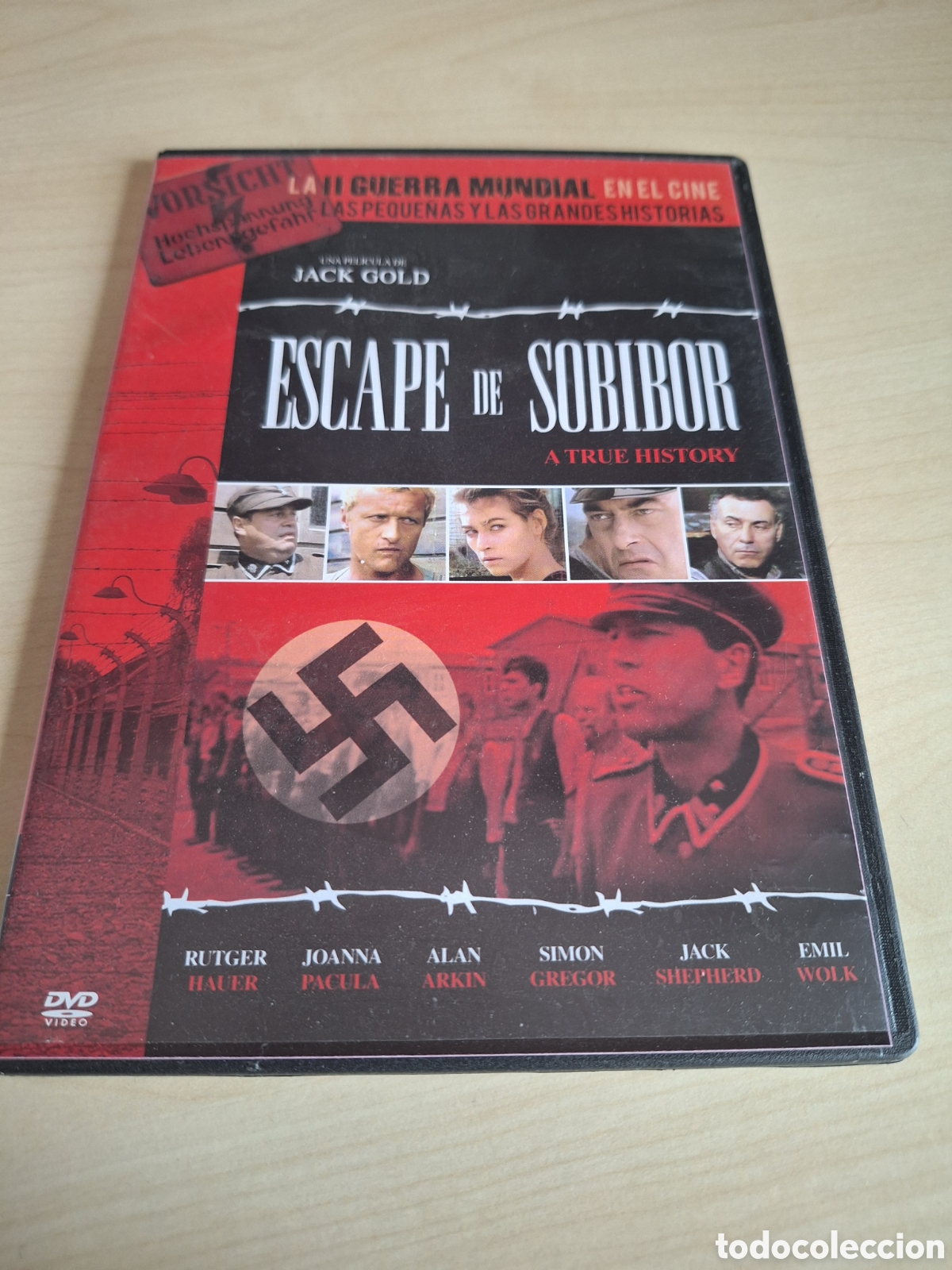 Cine: DVS58 escape de sobibor DVD TAPA FINA