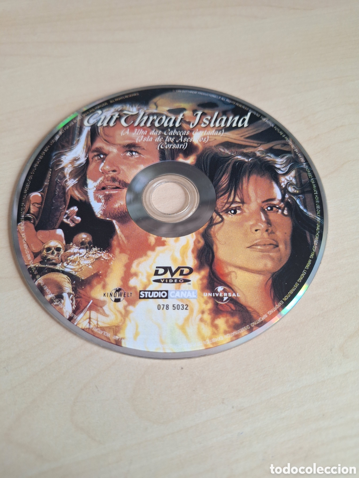 Cine: SD1070 la isla de las cabezas cortadas SOLO DISCO DVD