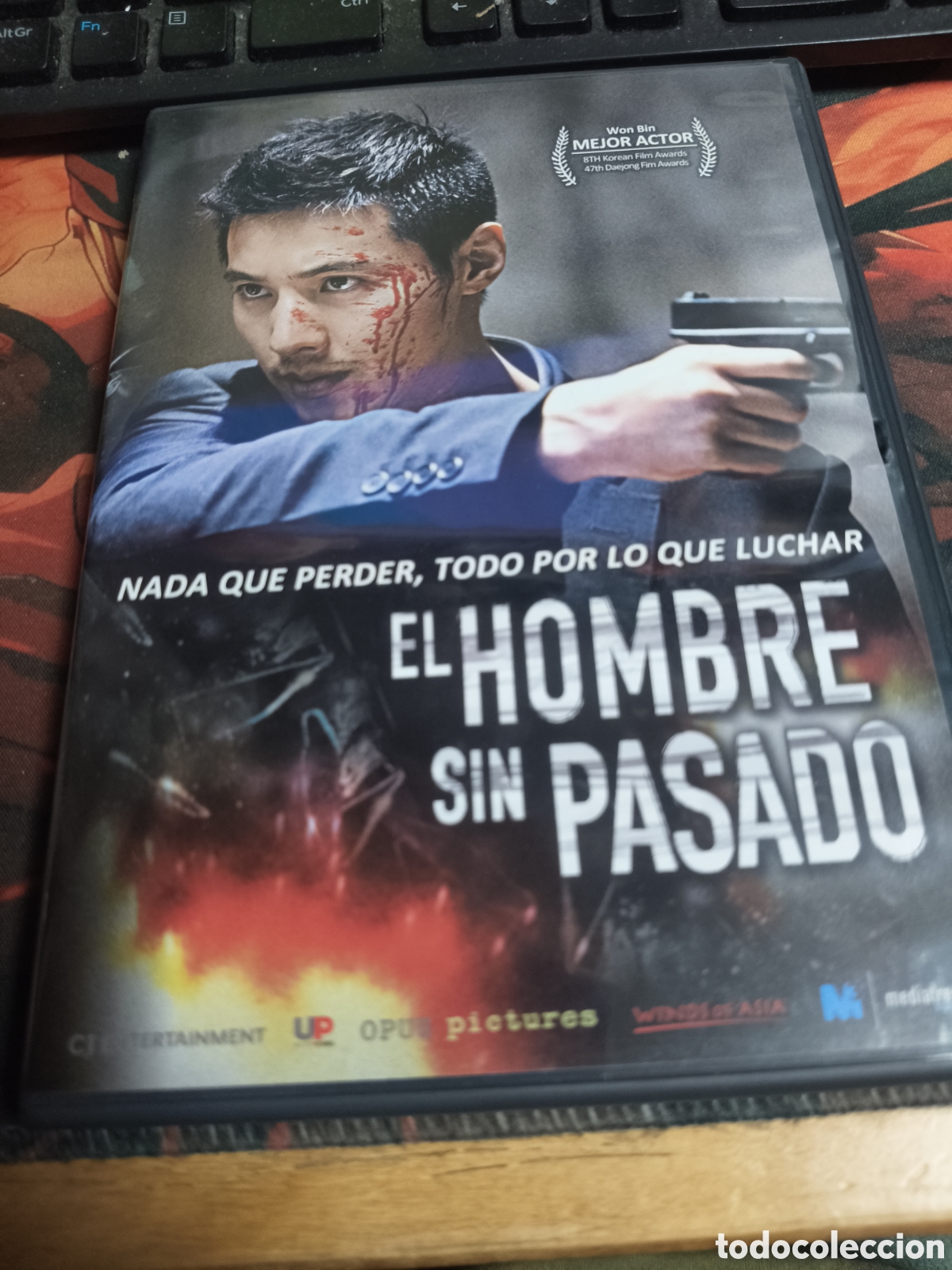 Cine: El hombre sin pasado DVD - 21