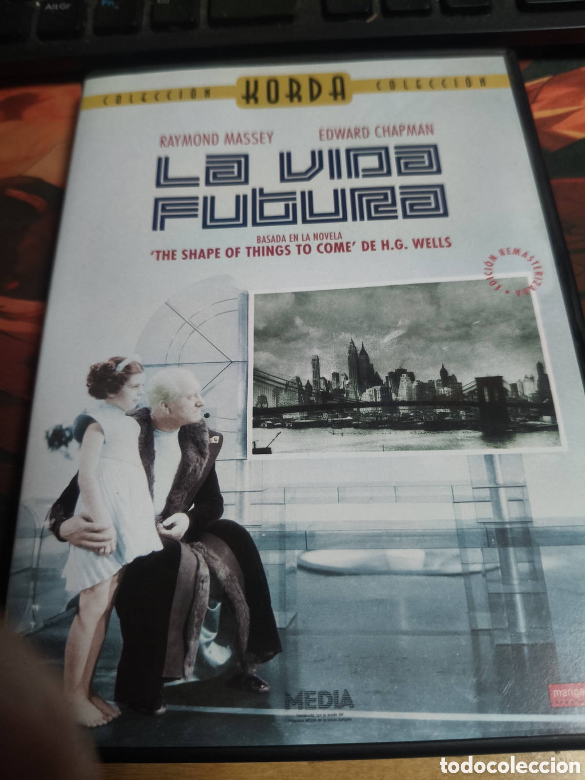 Cine: La vida futura DVD - 21