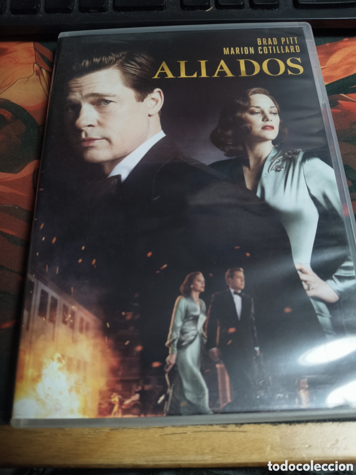 Cine: Aliados DVD ------ 20