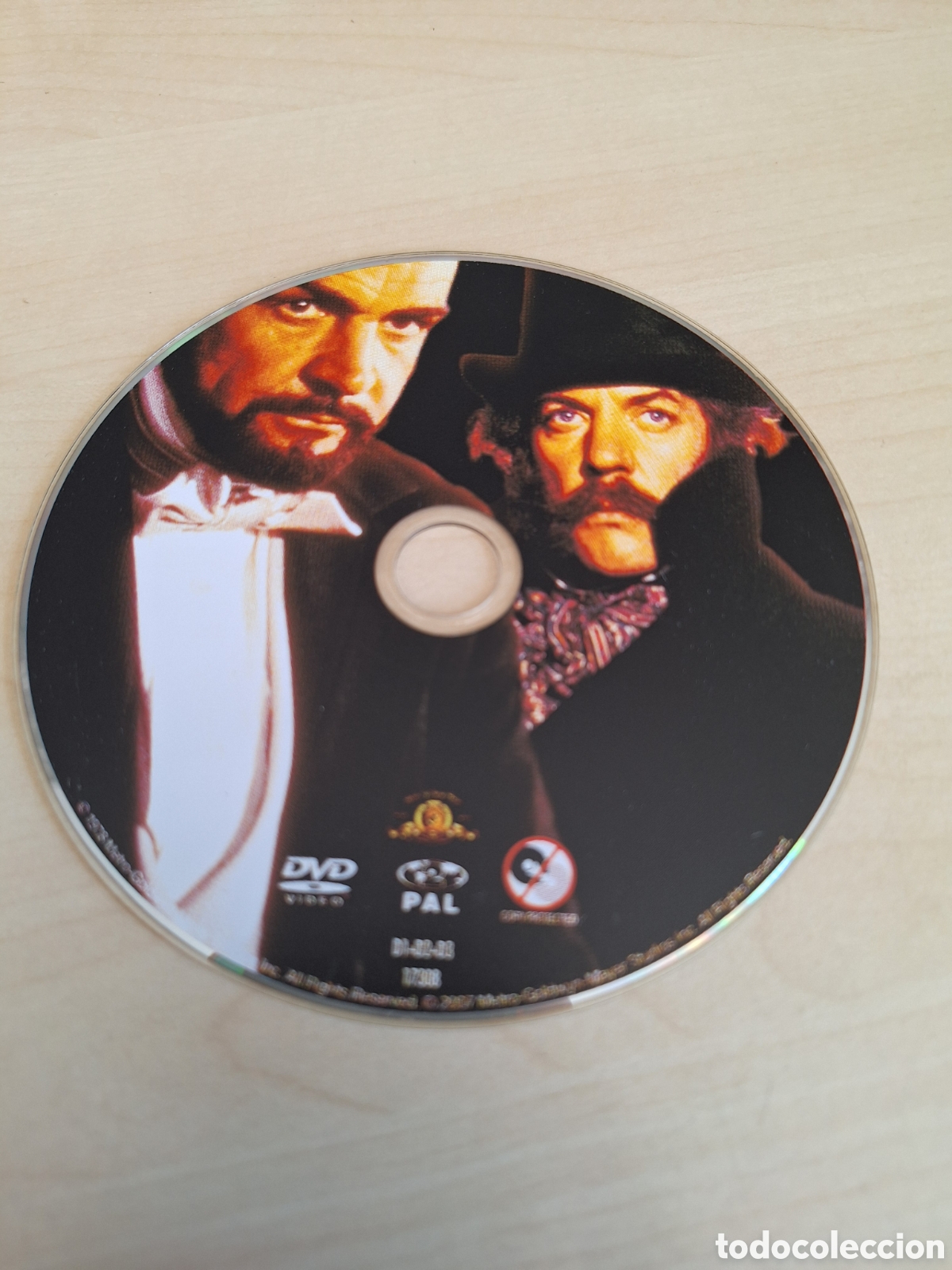 Cine: SD1682 el primer gran asalto al tren DVD SOLO DISCO