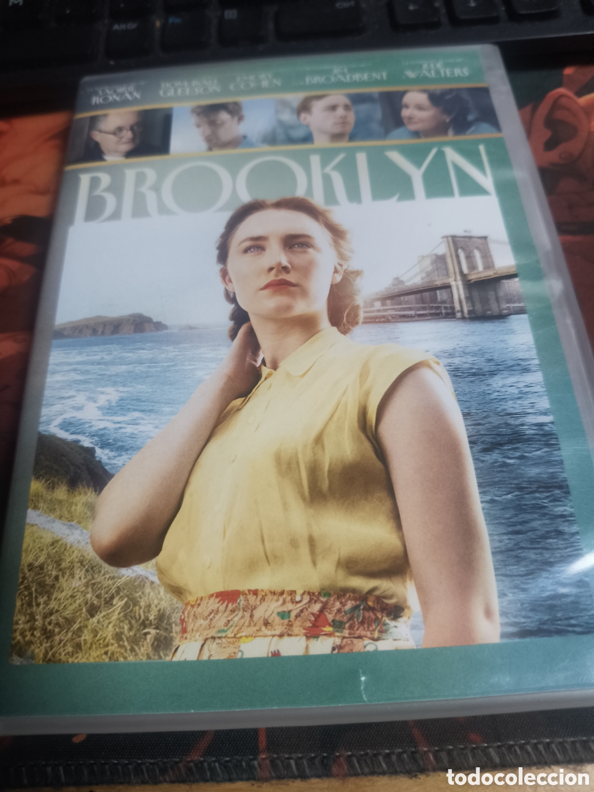 Cinema: Brooklyn DVD ------ 23