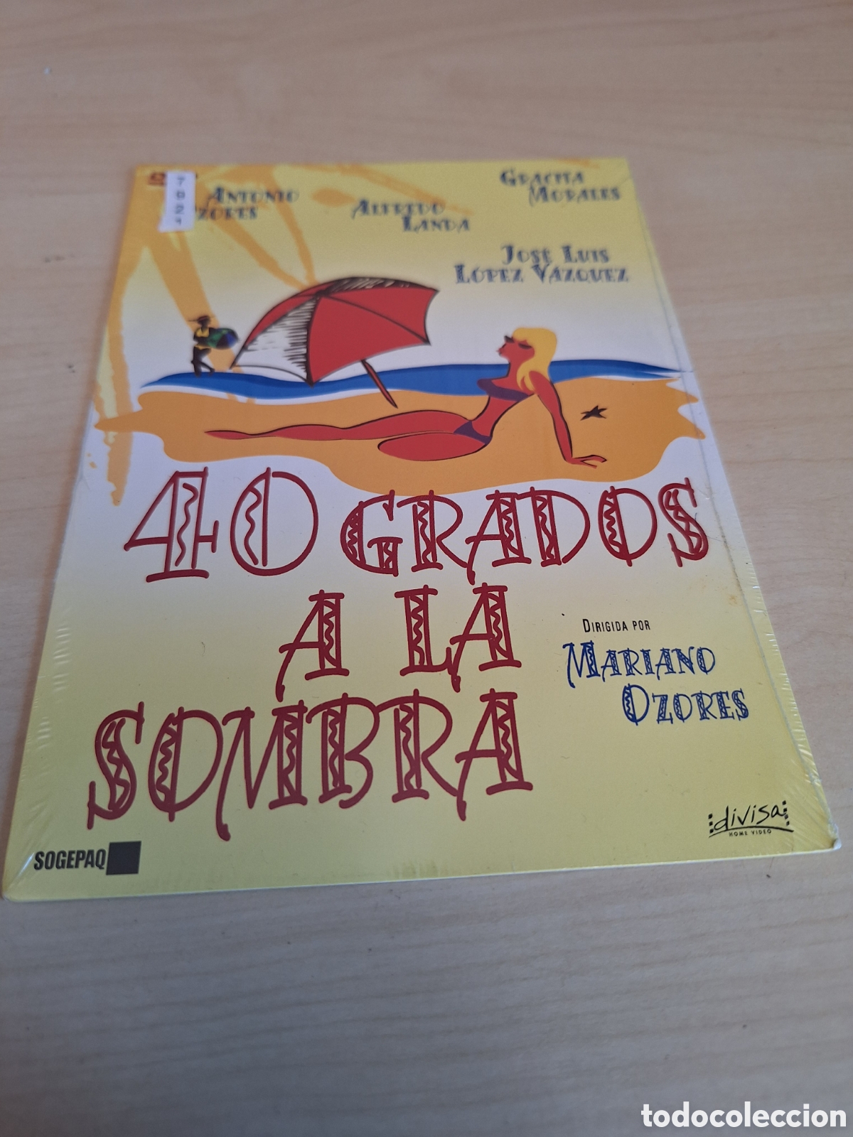 Cinema: CNT7921 40 grados a la sombra DVD CARTON