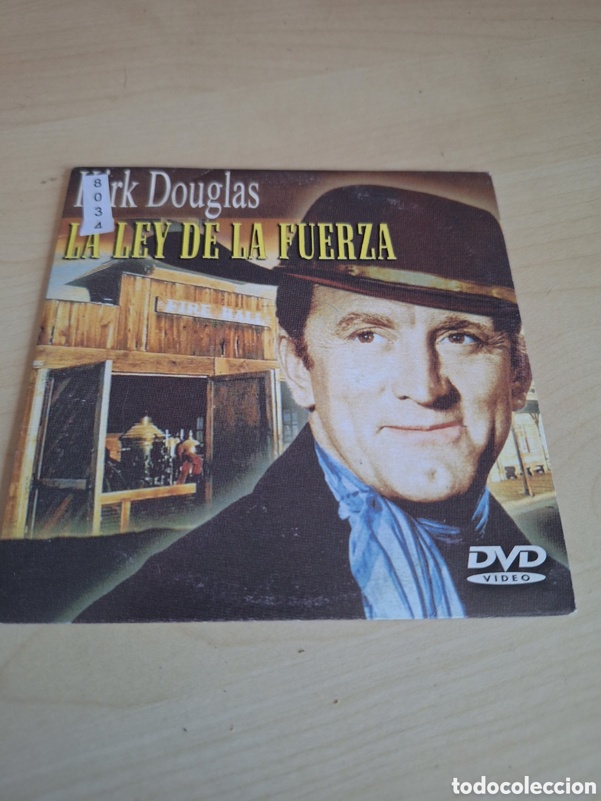 Cine: CNT8034 la ley de la fuerza DVD CARTON