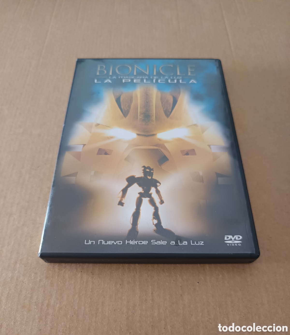Cine: DVD Bionicle: La Mascara de la Luz - La Pel&iacute;cula (Lego/Miramax, 2003). Con extras. 74 minutos.