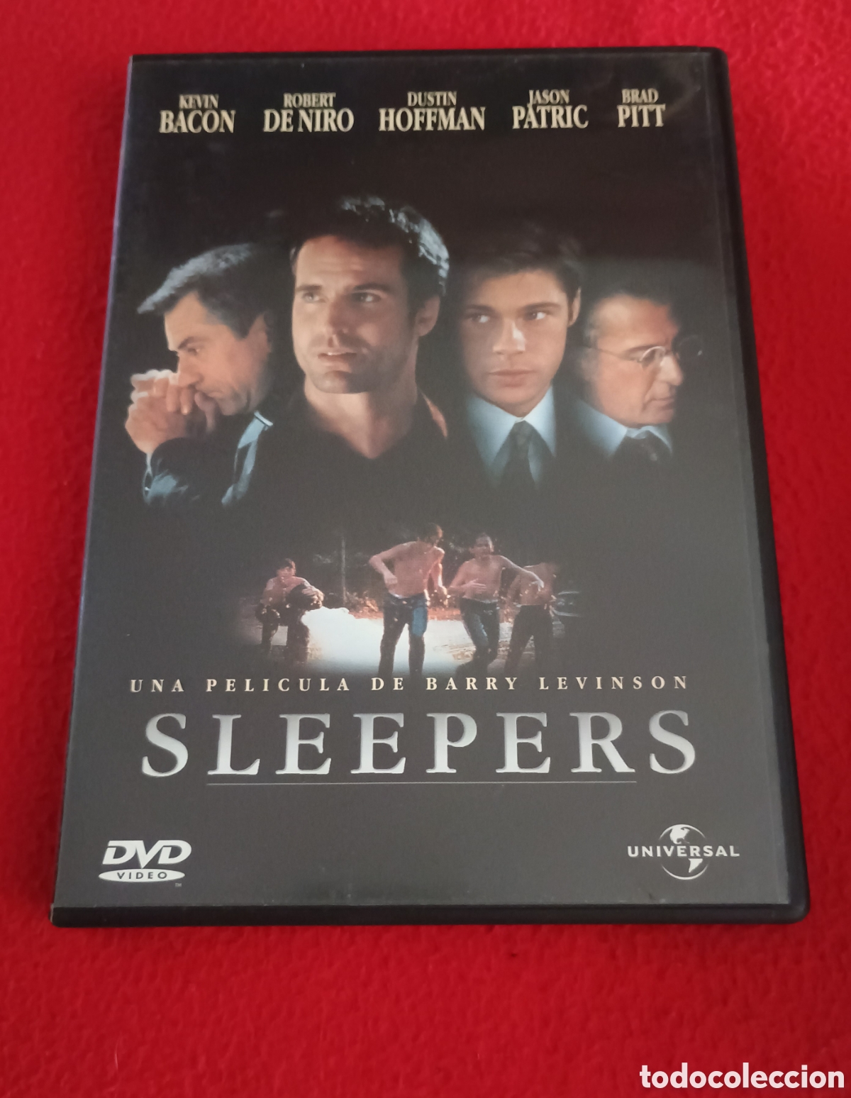 Cinema: Dvd sleepers - kevin bacon Brad Pitt Robert de niro dustin Hoffman