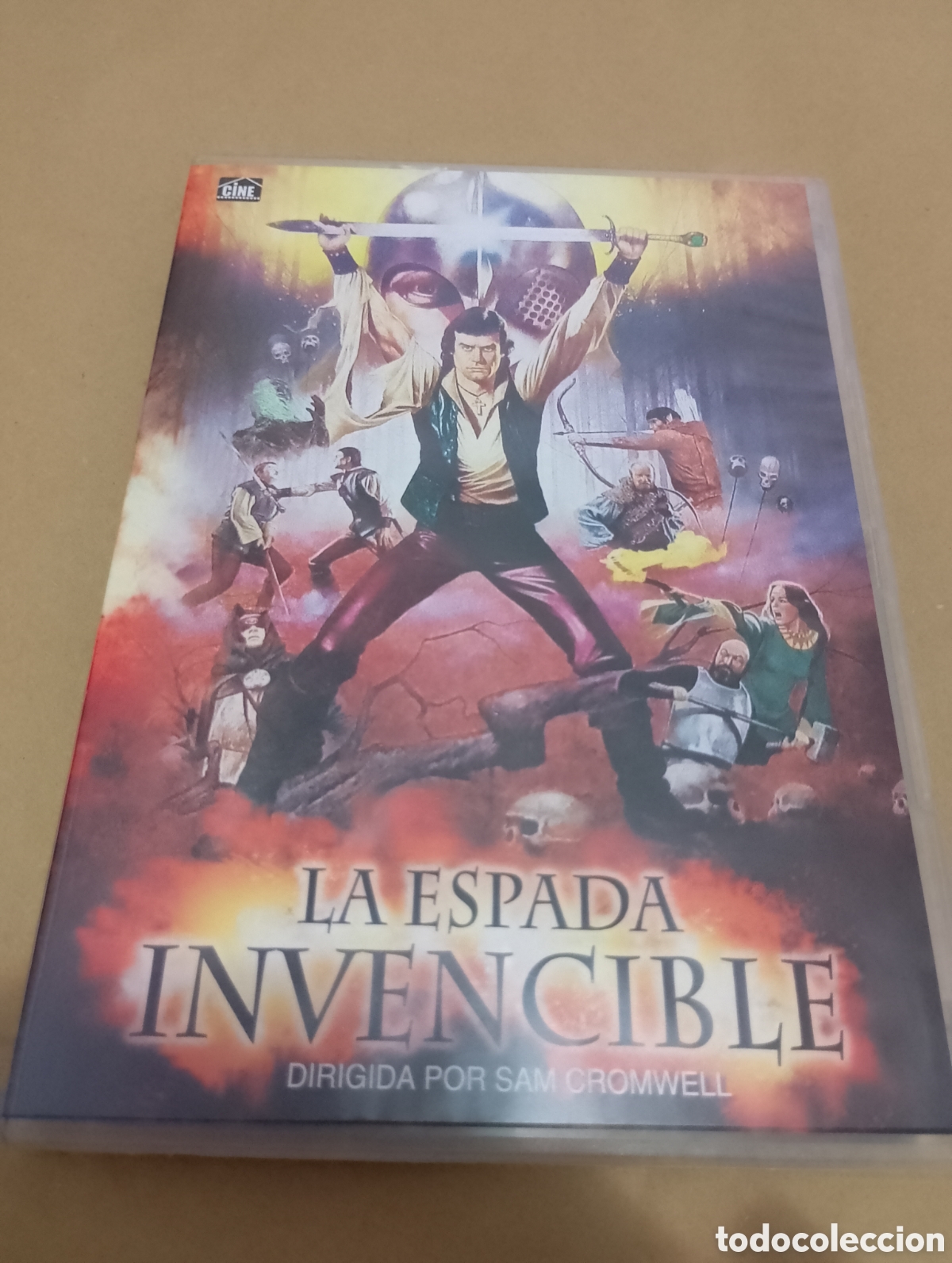 Kino: Dvd. La espada invencible. Sam Cromwell.