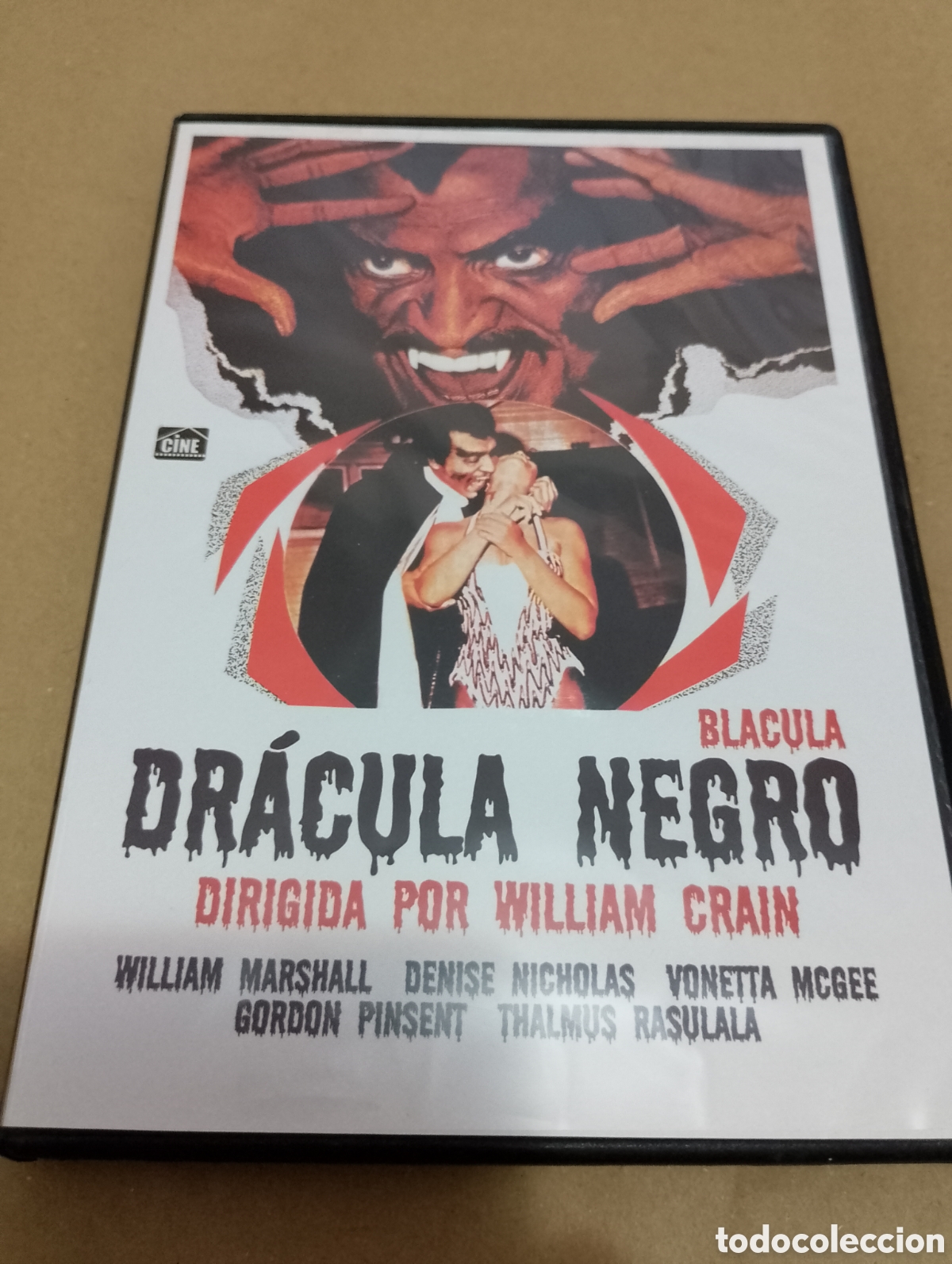 Cinema: Dvd. Dr&aacute;cula negro. William Crain.