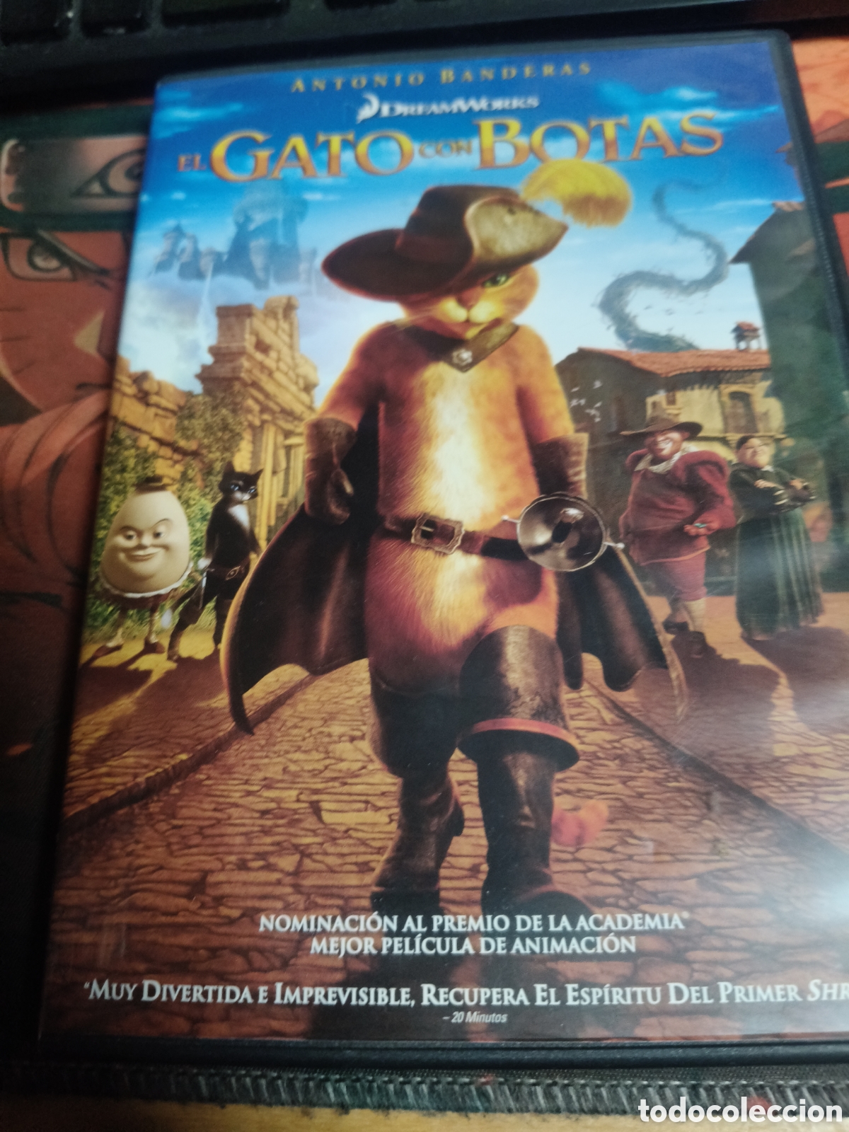 Cine: El gato con botas DVD - 27
