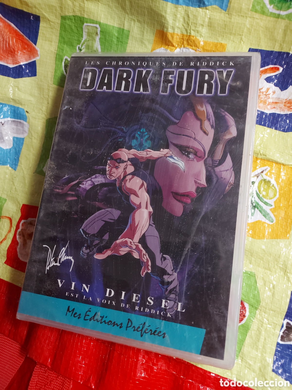 Cine: PELICULA .......DARK FURY
