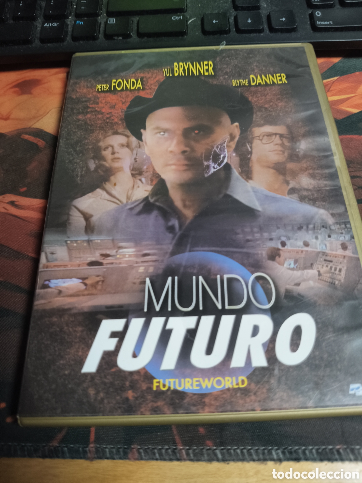 Cine: Mundo futuro DVD - 29