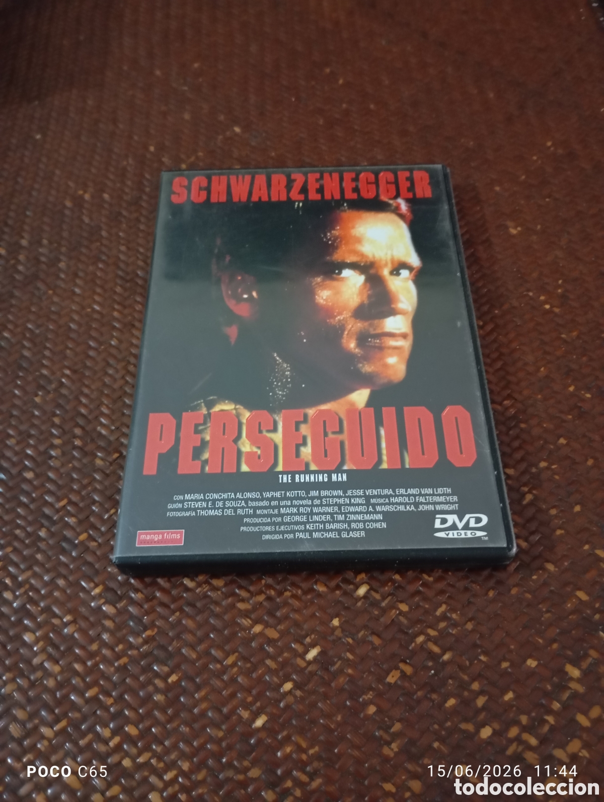 Cine: Perseguido Arnold Schwarzenegger DVD como nuevo