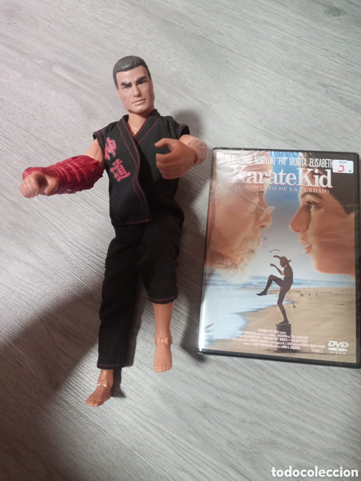 Cine: Mu&ntilde;eco Karate Kid + DVD original Karate Kid (Pack Coleccionista)