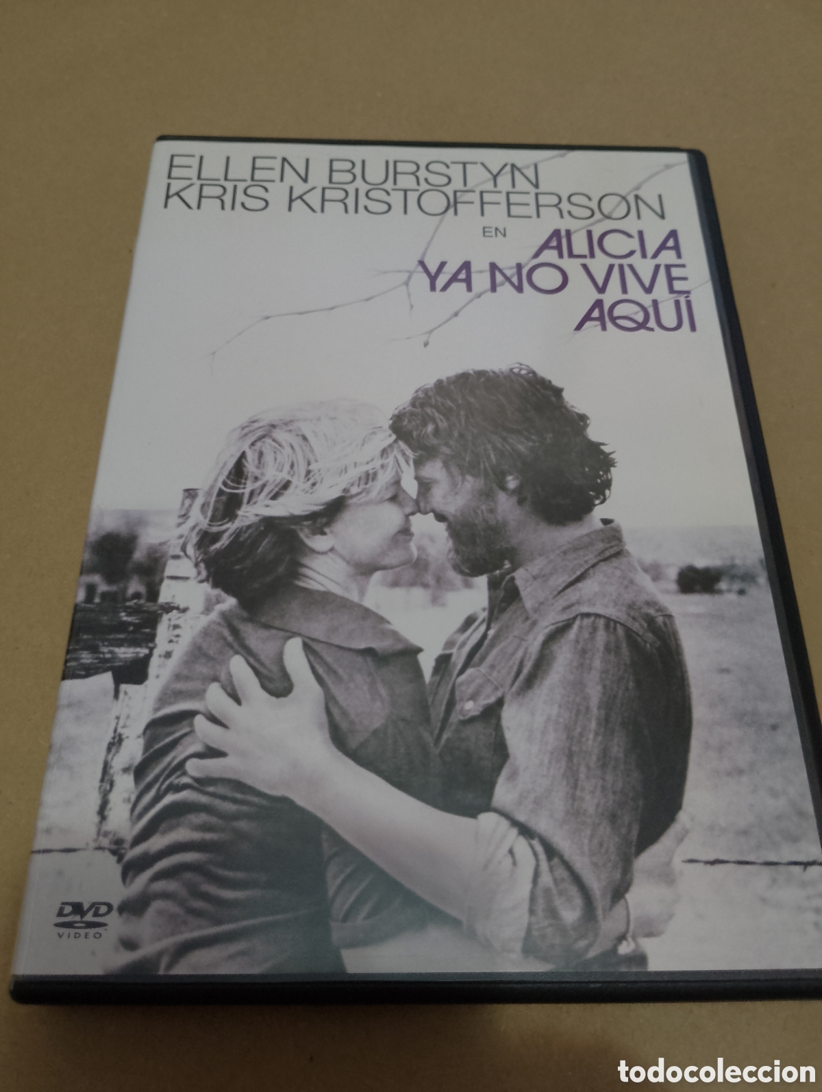 Cine: Dvd. Alicia ya no vive aqu&iacute;. Con kris Kristofferson. Un cl&aacute;sico del cine rom&aacute;ntico.