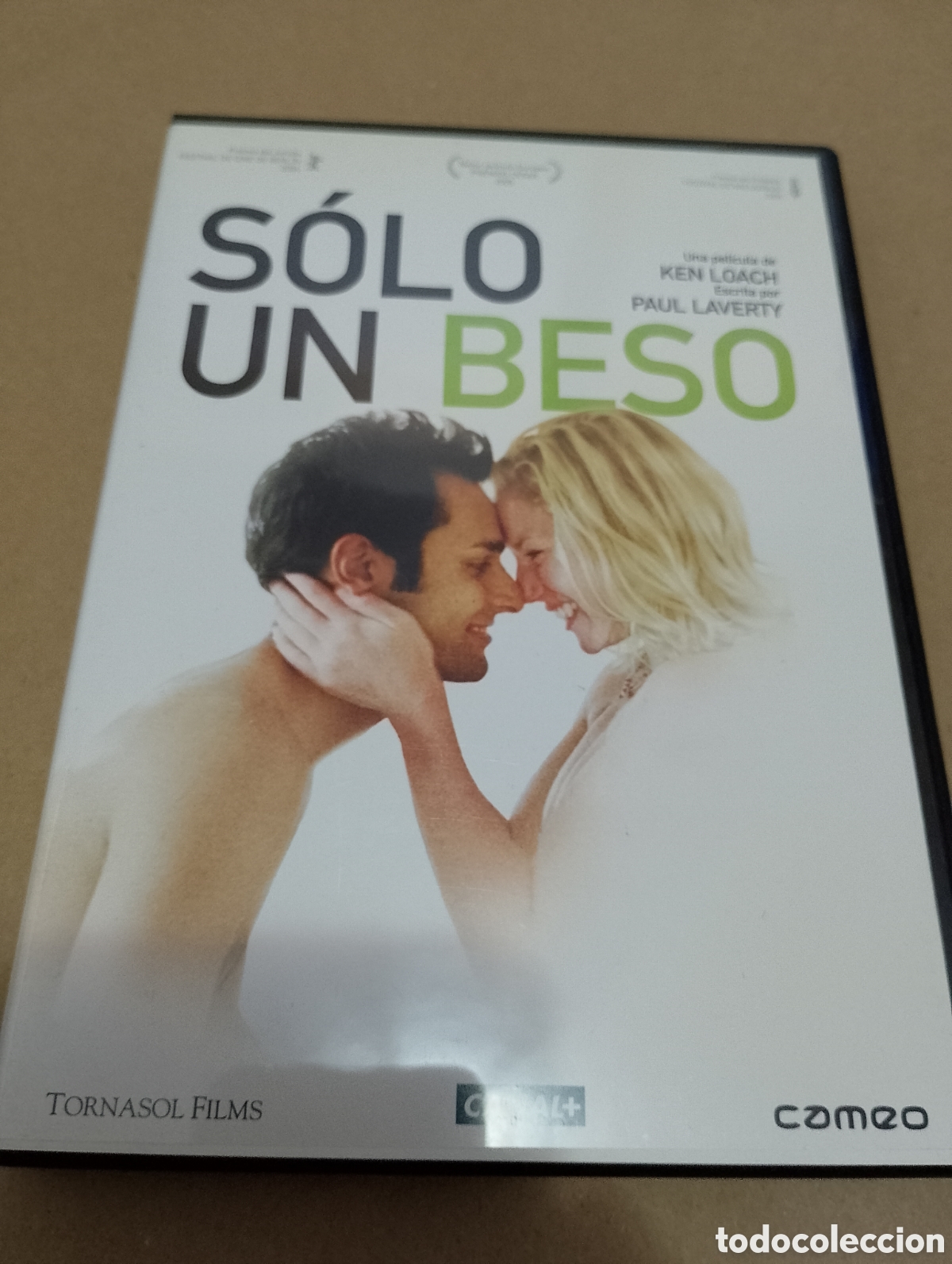Cinema: Dvd. S&oacute;lo un beso. Ken Loach.