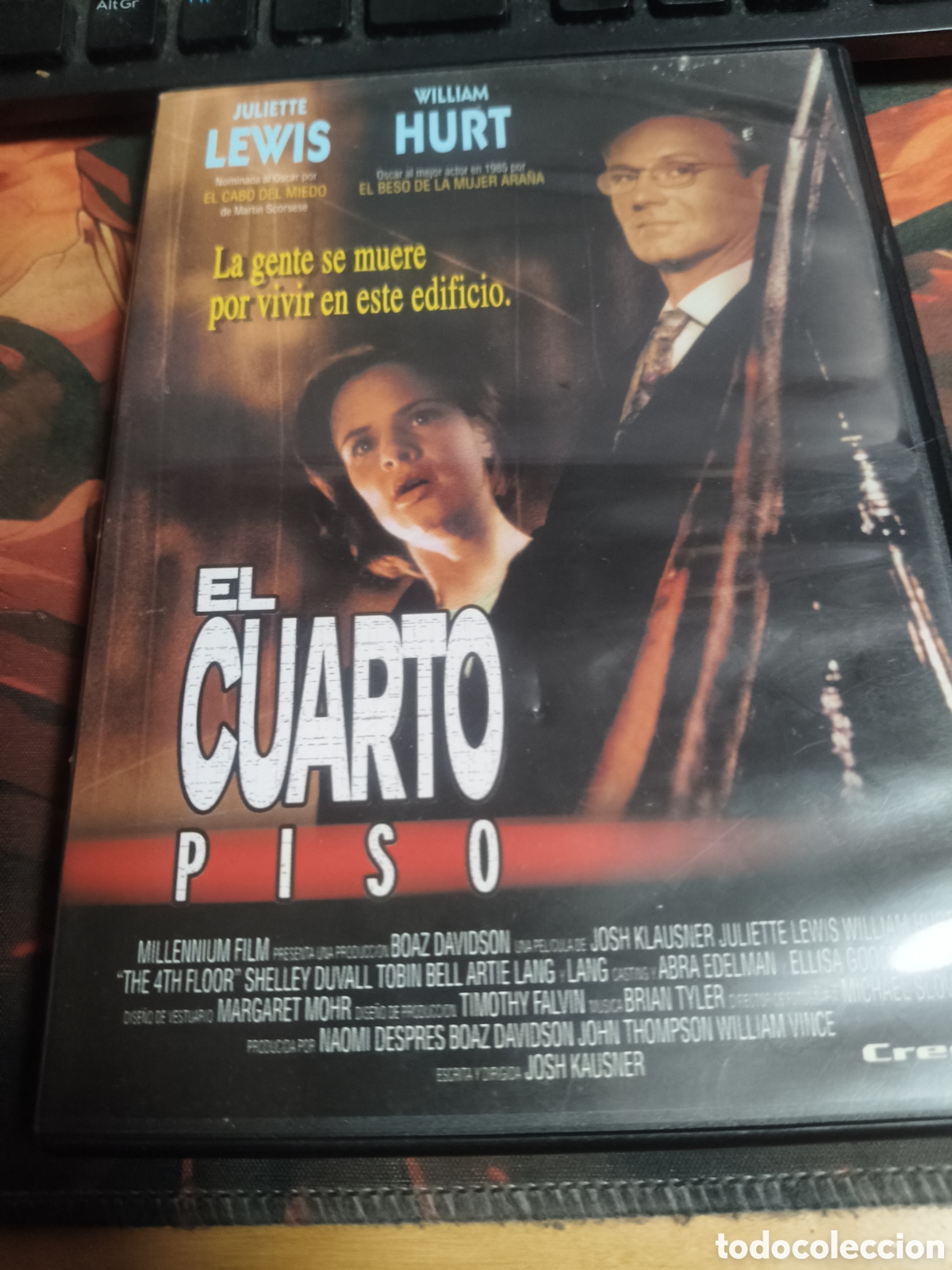 Cine: El cuarto piso DVD - 34