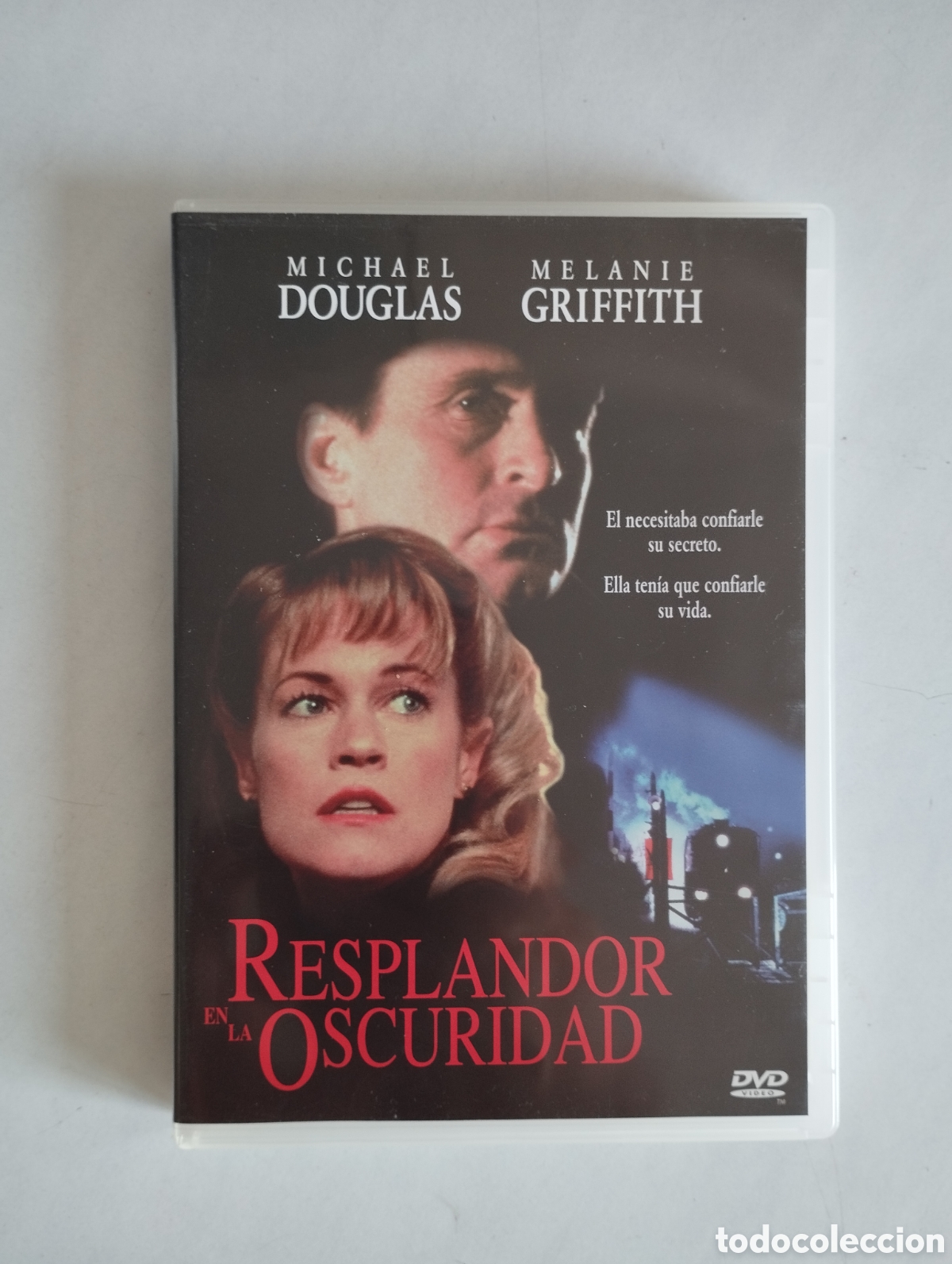 Cine: PELICULA DVD RESPLANDOR EN LA OSCURIDAD
