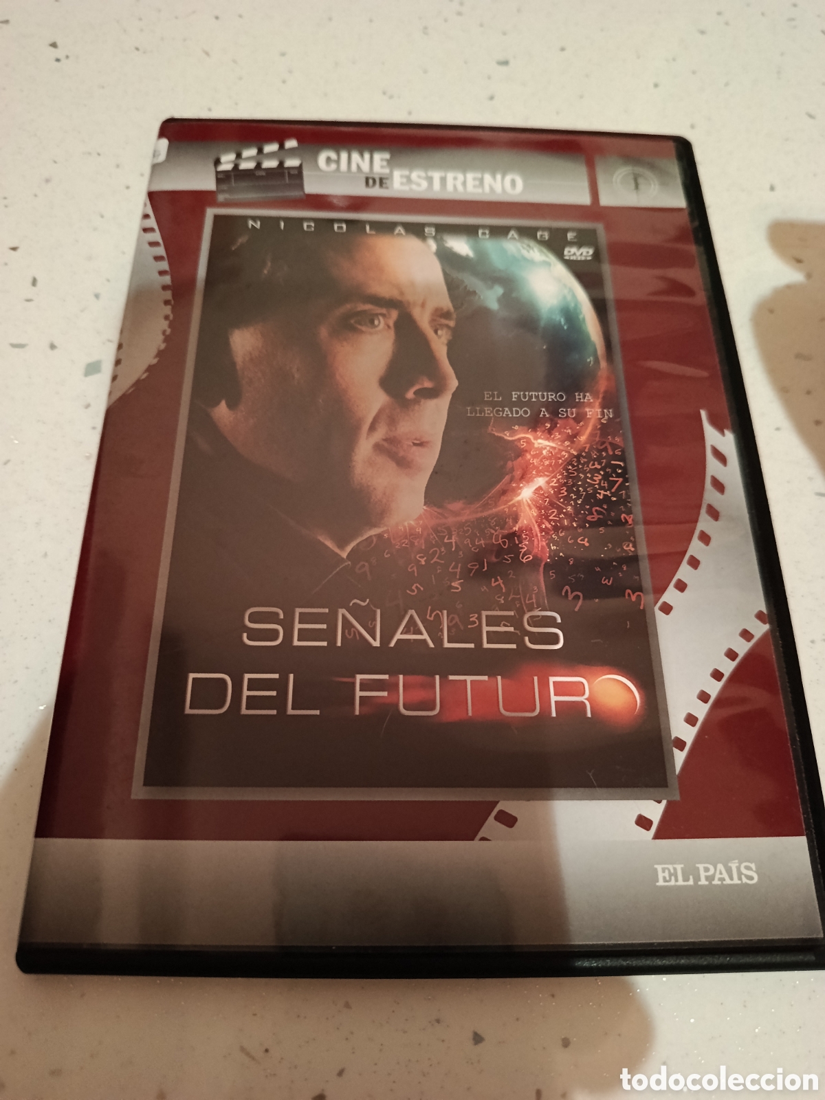 Cine: Dvd. Se&ntilde;ales del futuro.