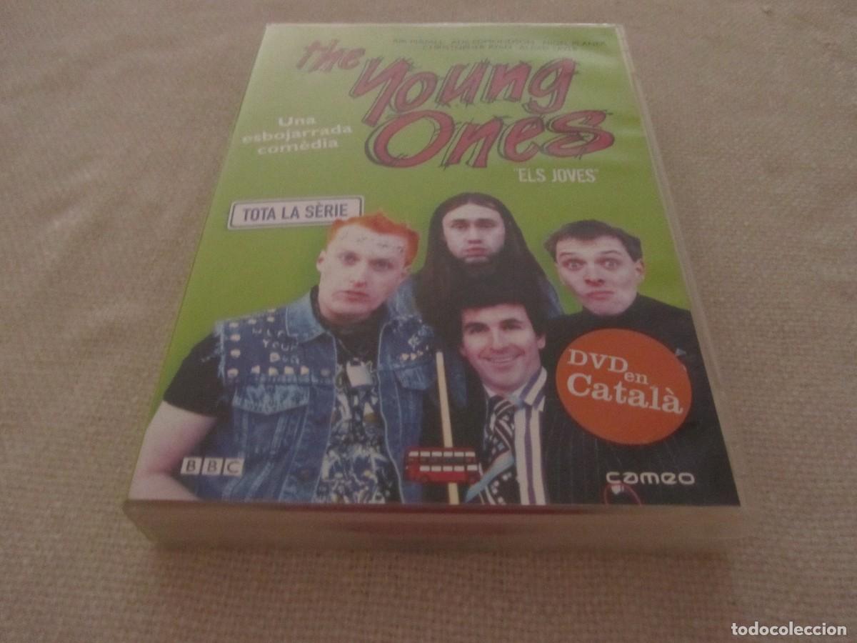 Cine: THE YOUNG ONES, ELS JOVES, SERIE EN DVD, EN CATALAN, 2 DVDS, RIK MAYALL,ADE EDMONDSON,NIGEL PLANER