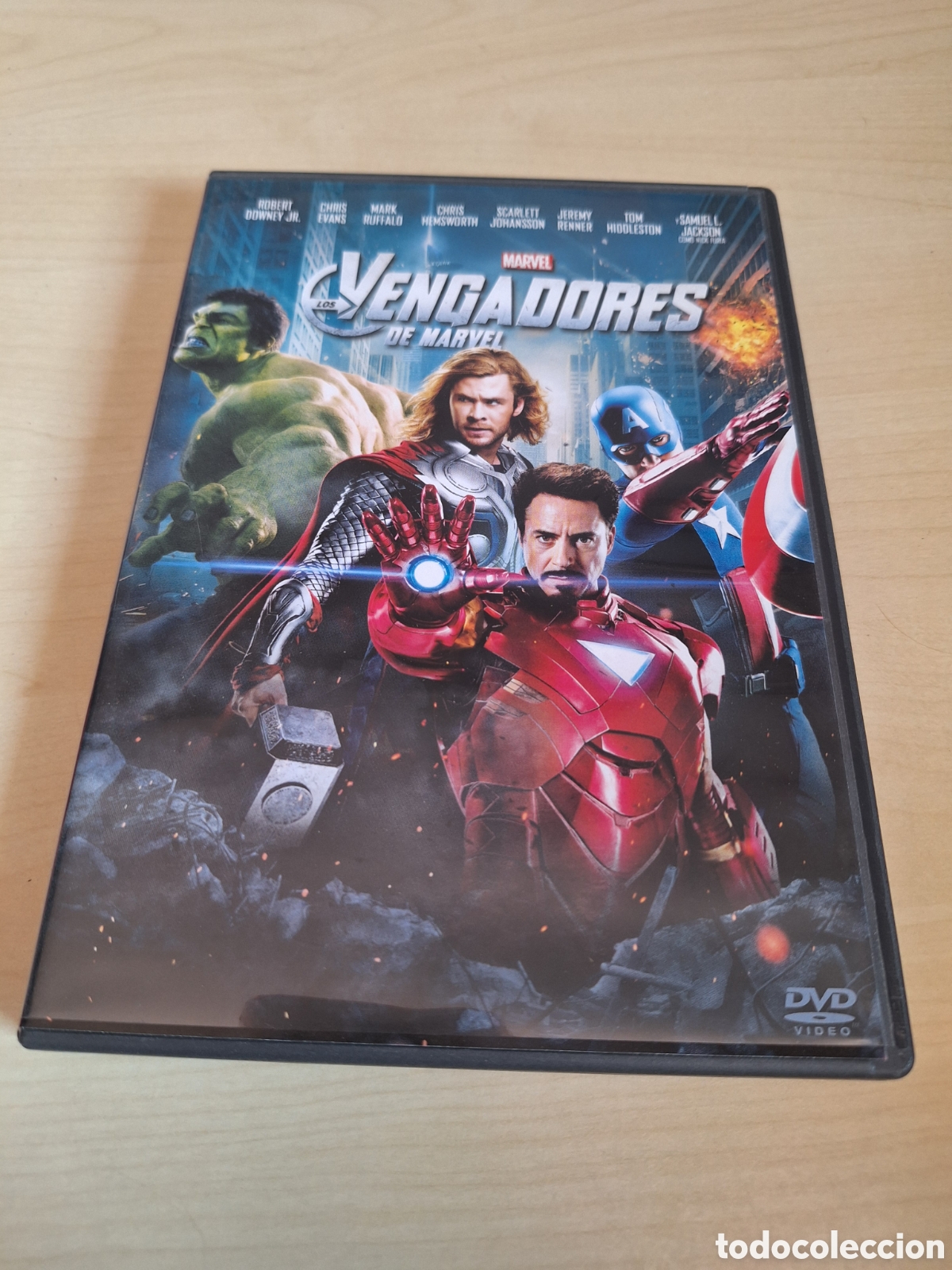 Cine: RD6 los vengadores DVD SEGUNDAMANO