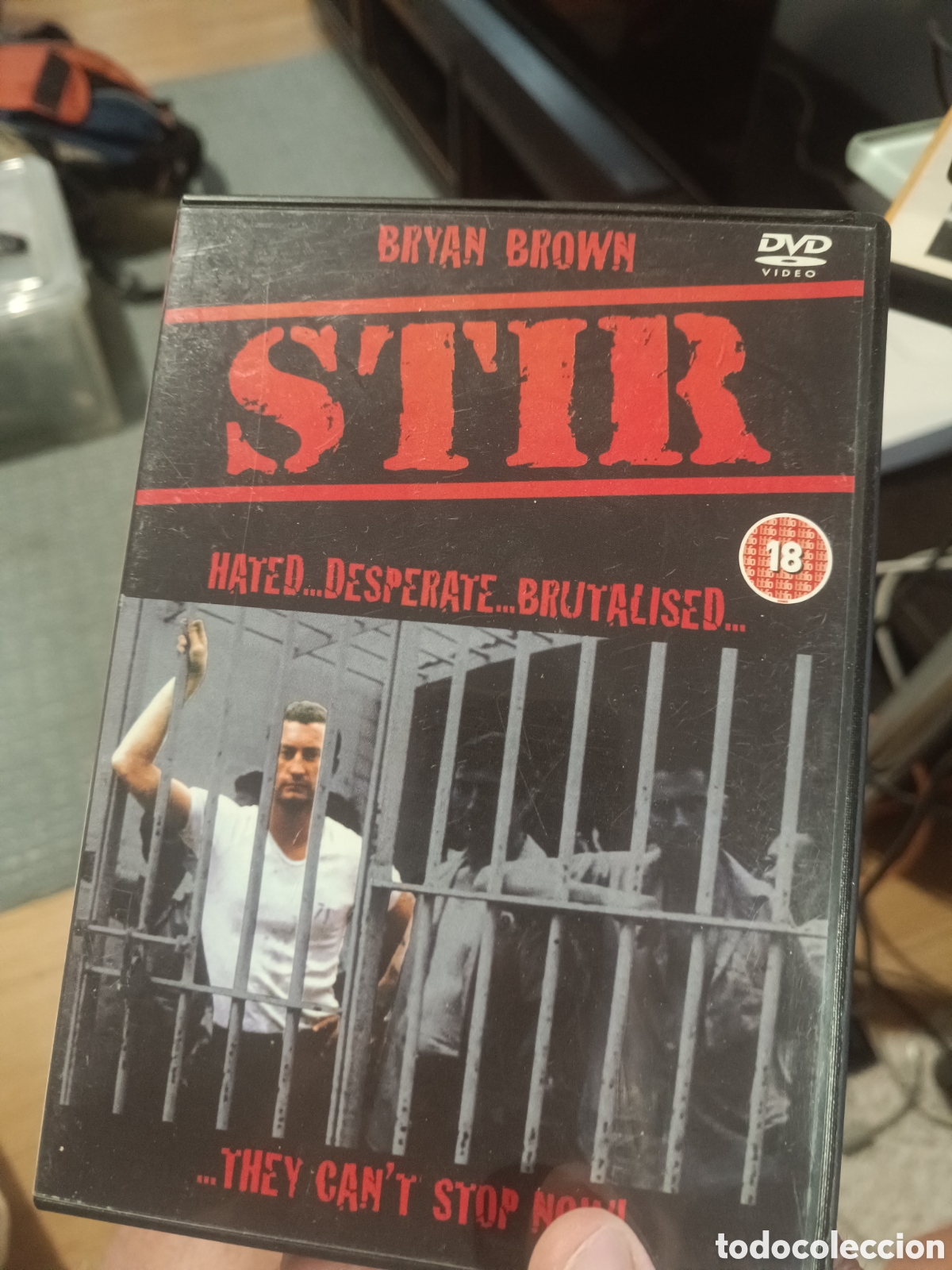 Cine: Stir (Bryan Brown) (Audio ingles con subtitulos en ingl&eacute;s)