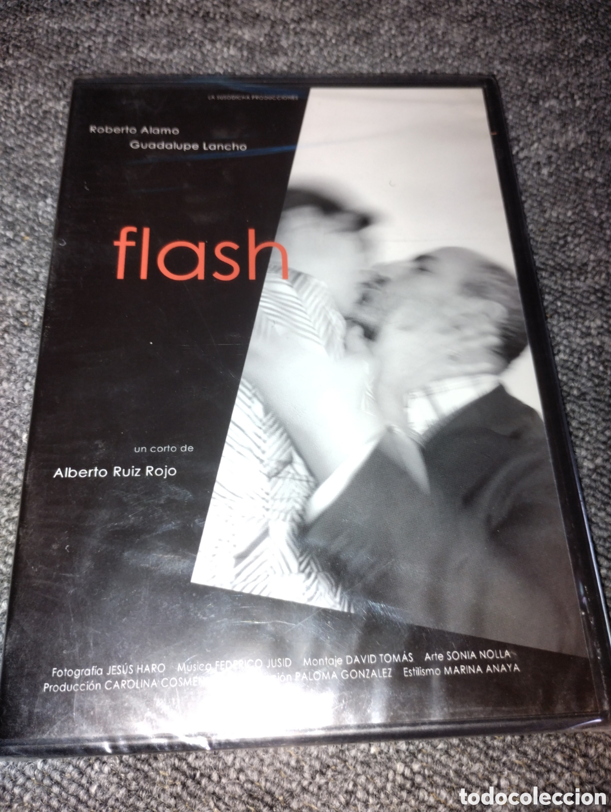 Cine: Flash DVD precintado