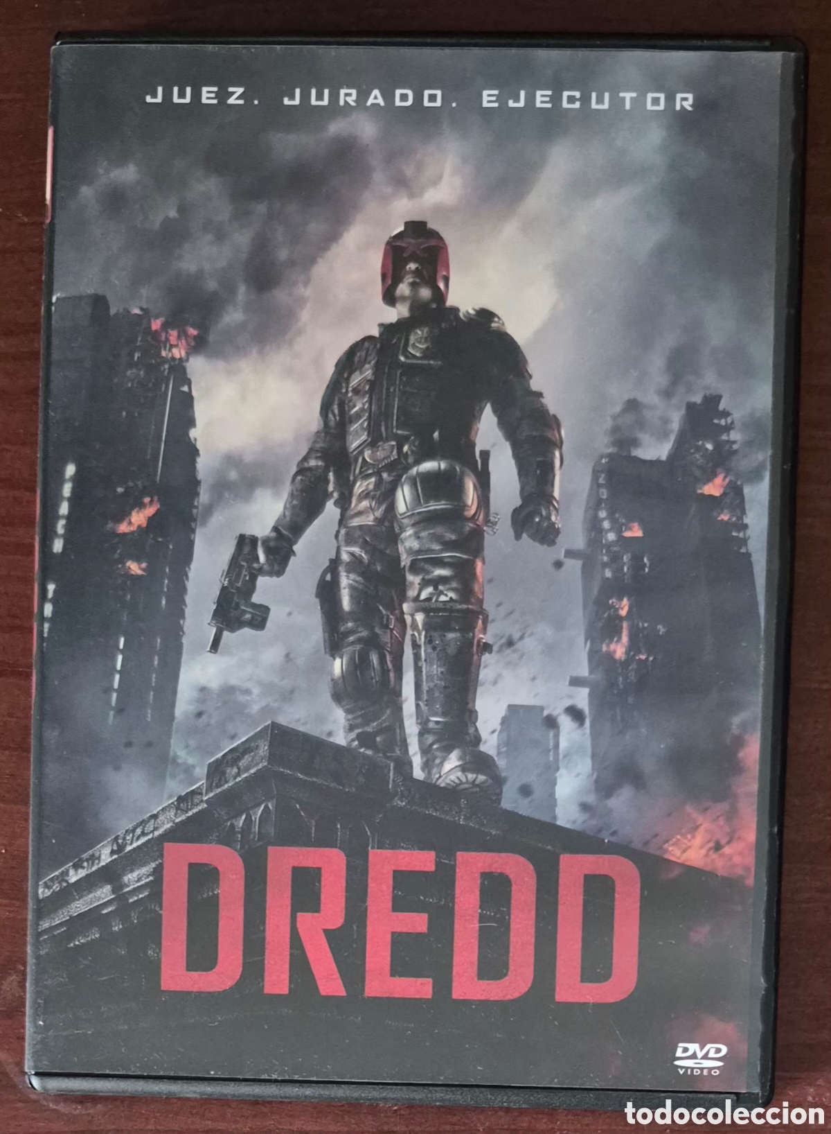Cine: DVD - DREDD (DIRECCI&Oacute;N: PETE TRAVIS)
