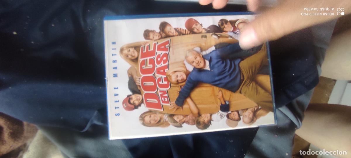 Cine: Doce en casa . Pel&iacute;cula. DVD