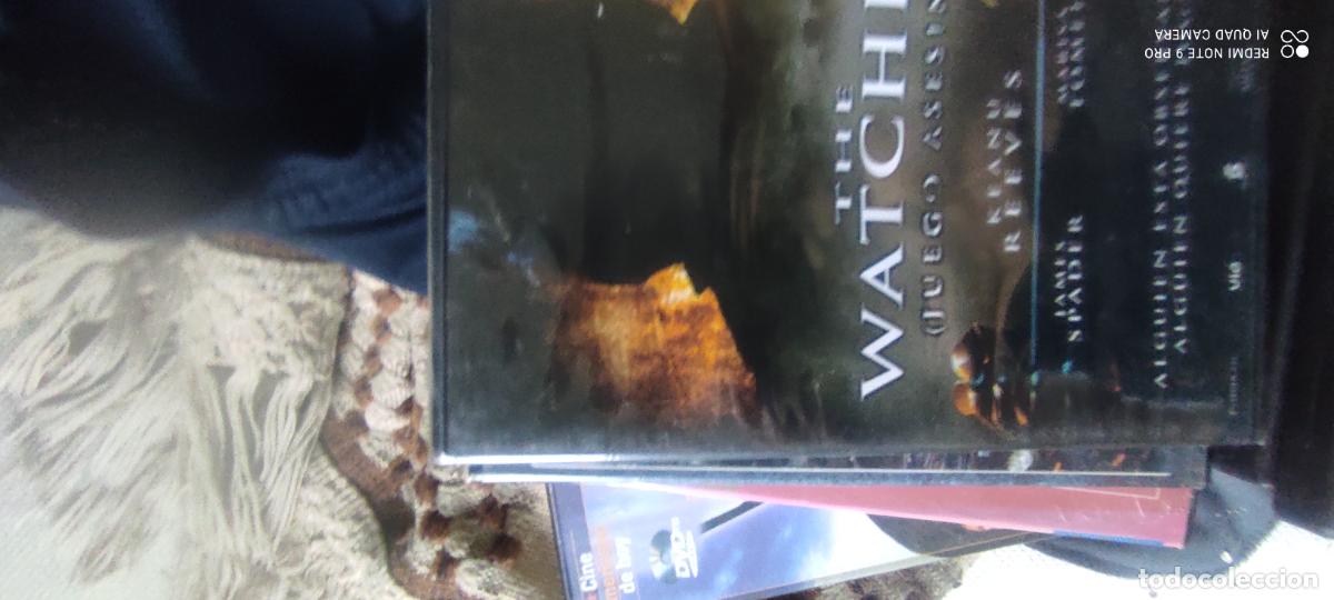 Cine: The watcher. Pel&iacute;cula. DVD