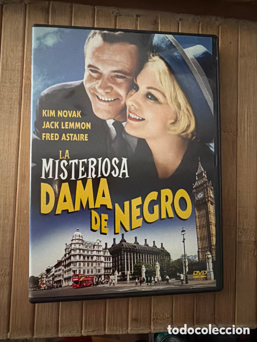 Cine: La misteriosa dama de negro DVD SEMINUEVO