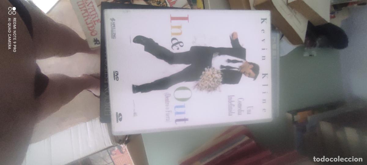 Cine: In & Out. Pel&iacute;cula/ DVD.