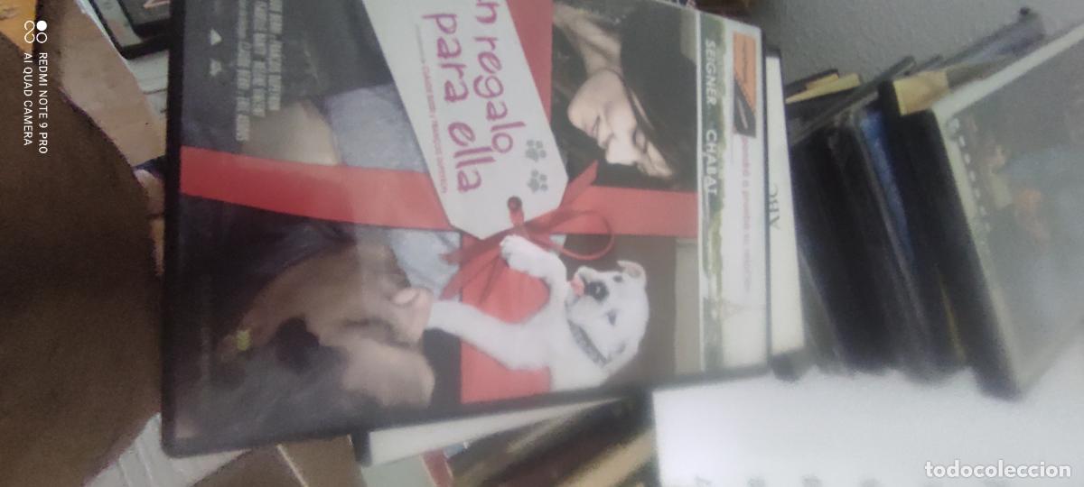 Cine: Un regalo para ella. Pel&iacute;cula/ DVD.